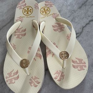 Tory burch flip flops